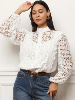 Sale La Modeuse Chemisier à col montant et dentelle guipure Blanc