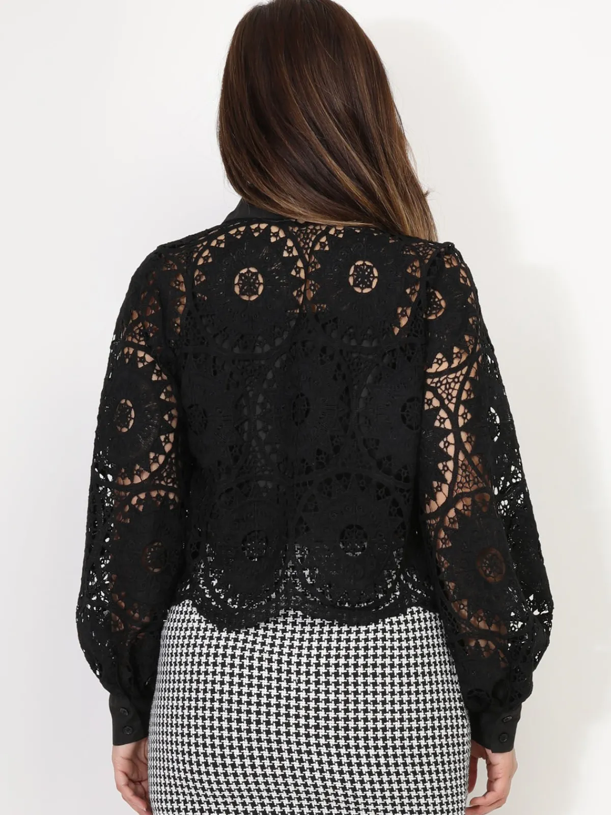 La Modeuse Chemisier en dentelle crochet Noir