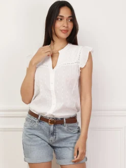 Outlet La Modeuse Chemisier sans manches à détails crochet et plissés Blanc