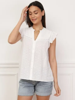Outlet La Modeuse Chemisier sans manches à détails crochet et plissés Blanc