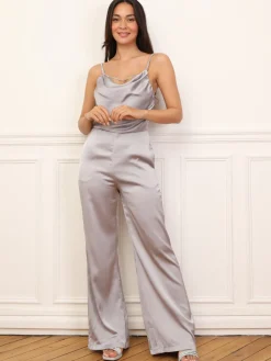 Outlet La Modeuse Combinaison satinée à strass et drapé Argenté