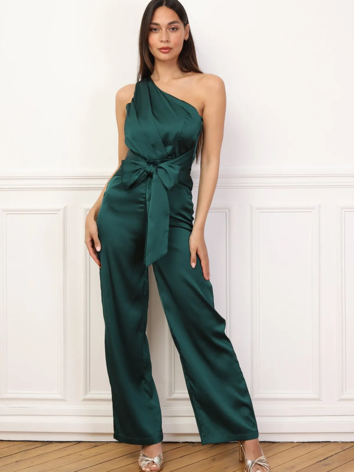 New La Modeuse Combinaison satinée et asymétrique Vertfoncé