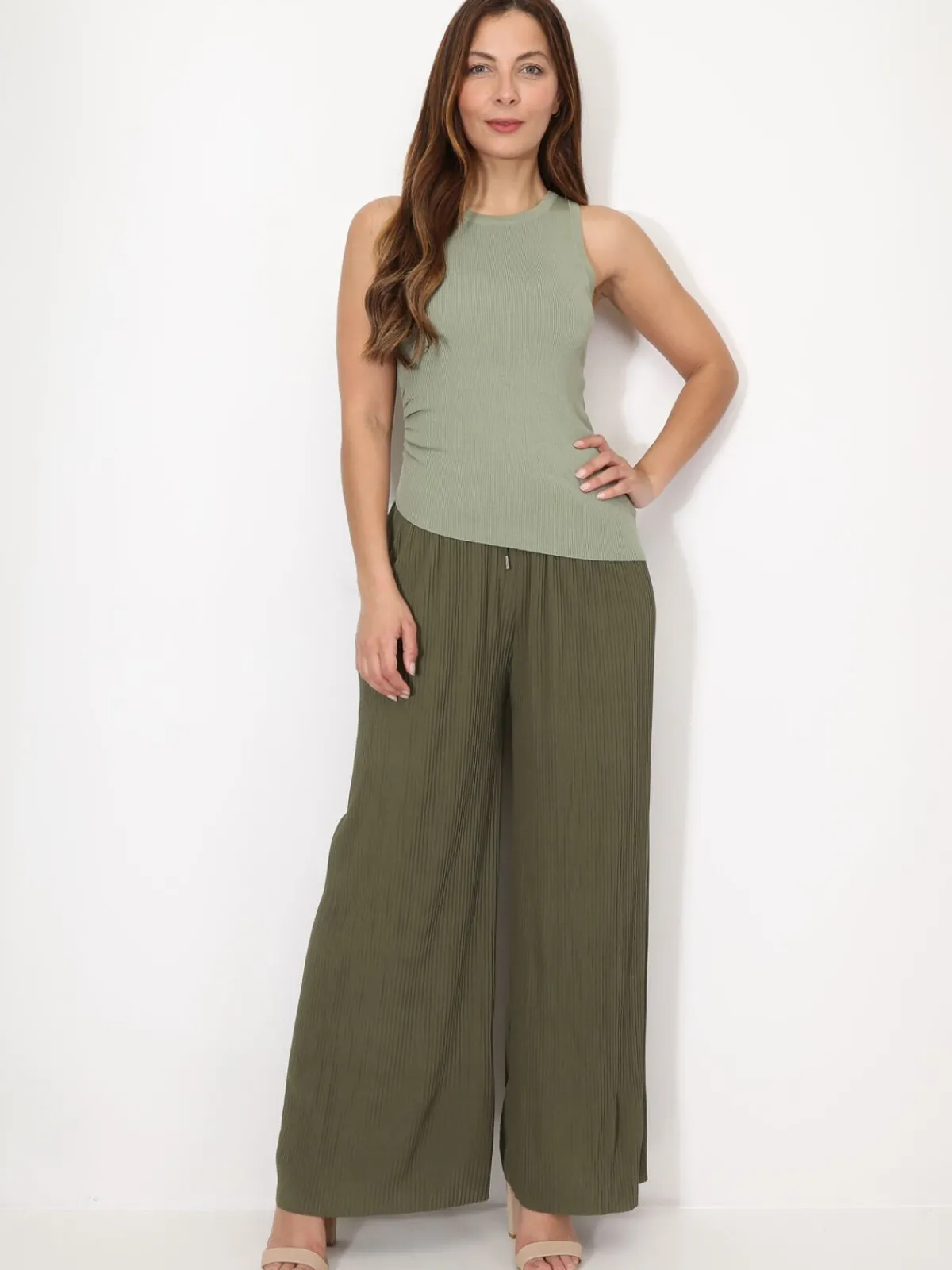 Hot La Modeuse Débardeur asymétrique et froncé Vert