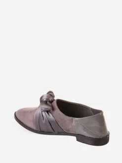 Sale La Modeuse Derbies  à noeud satin Gris