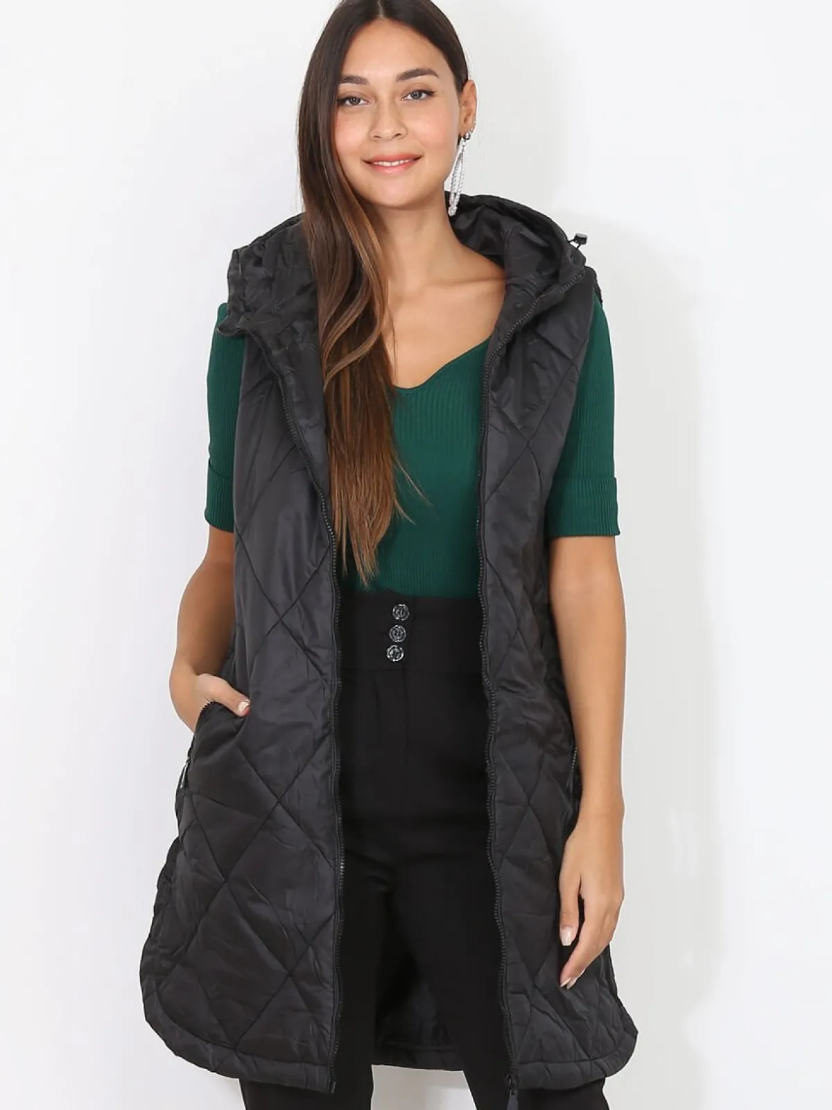 Discount La Modeuse Doudoune matelassée à fentes Noir