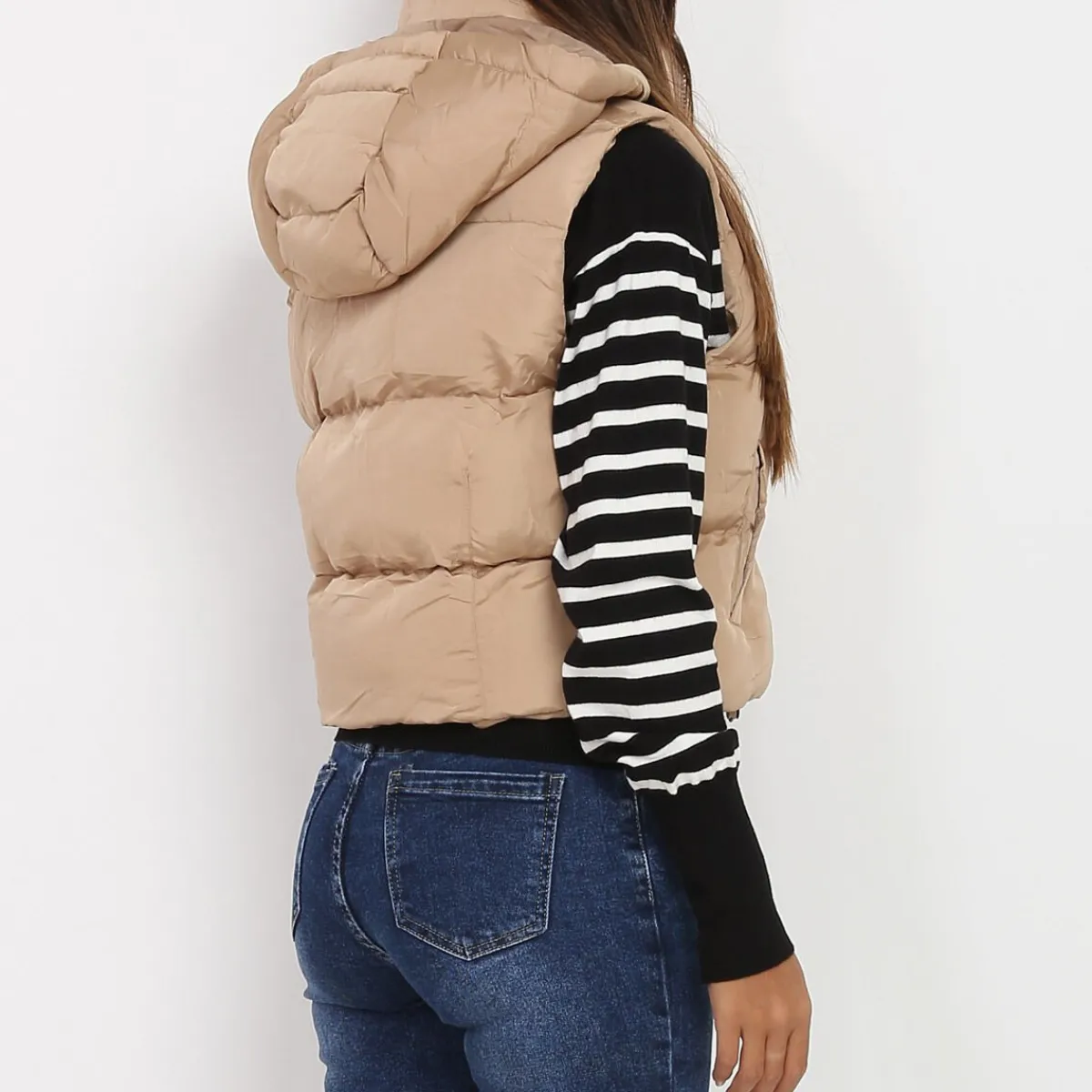 La Modeuse Doudoune sans manches courte Camel