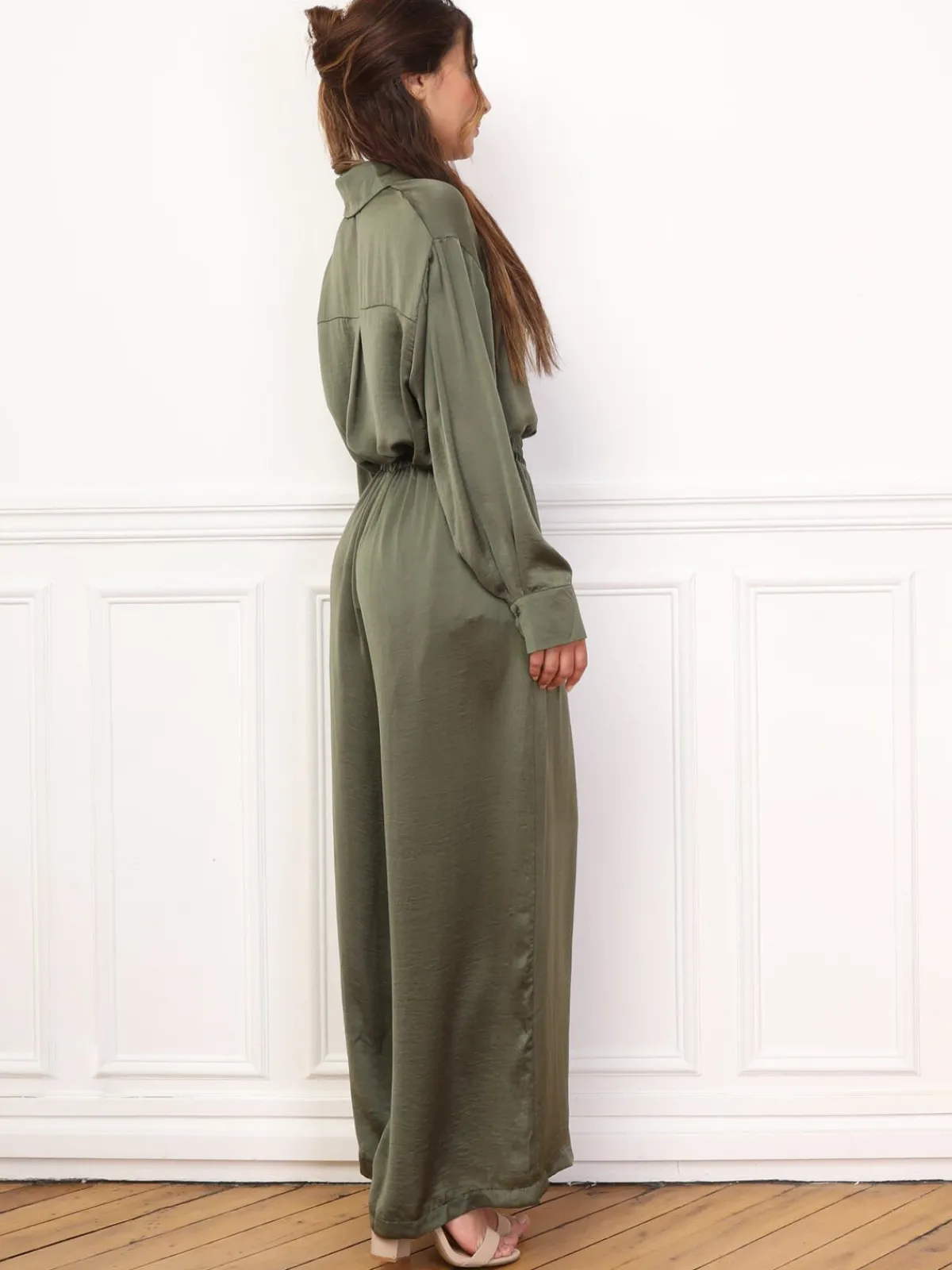 New La Modeuse Ensemble chemise pantalon satinés Kaki
