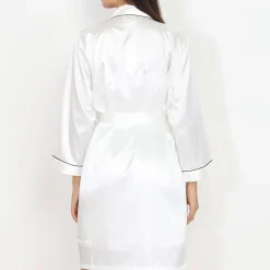 New La Modeuse Ensemble kimono et nuisette s satinés Blanc