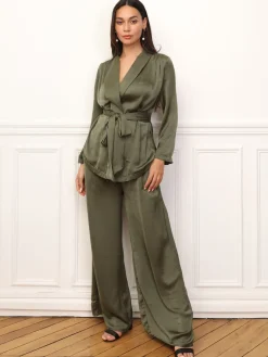 La Modeuse Ensemble kimono et pantalon texturés Kaki