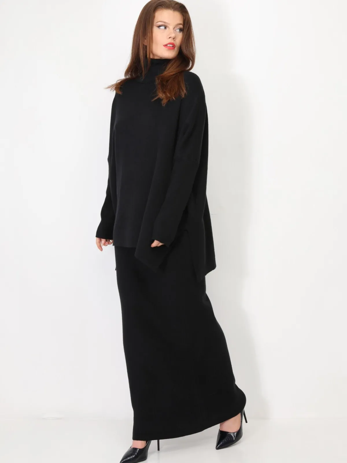 Discount La Modeuse Ensemble maille jupe longue et col roulé Noir
