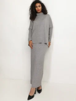 La Modeuse Ensemble maille jupe longue et col roulé Gris