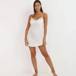 New La Modeuse Ensemble nuisette et kimono à dentelle Ecru