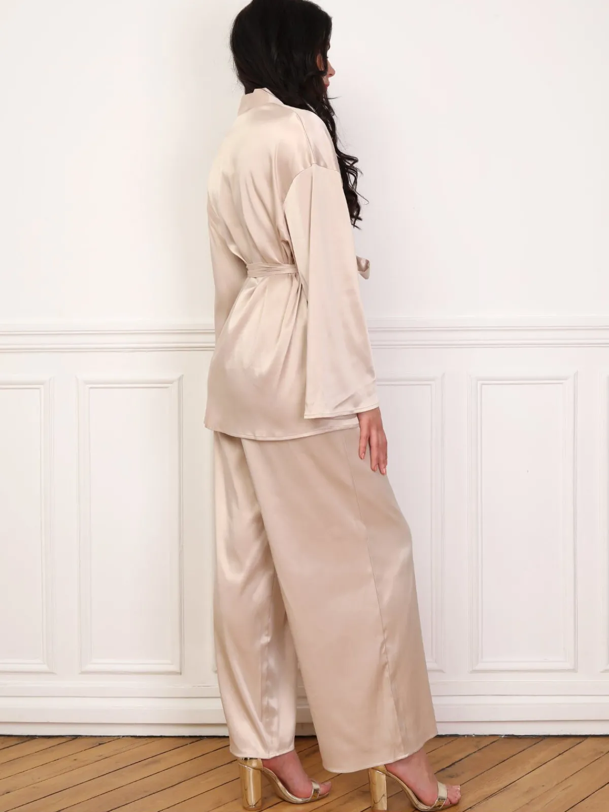 Discount La Modeuse Ensemble pantalon et kimono satinés Dorérose