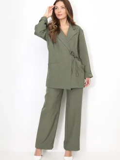 La Modeuse Ensemble tailleur croisé à nouer Kaki