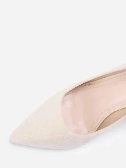Best La Modeuse Escarpins à bout pointu et talon fin en suédine Beige