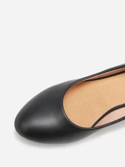 Clearance La Modeuse Escarpins à bout rond grandes tailles Noir