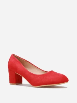 Clearance La Modeuse Escarpins arrondis en suédine grandes tailles Rouge