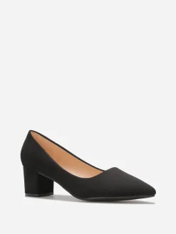 Online La Modeuse Escarpins en suédine à bout pointu Noir