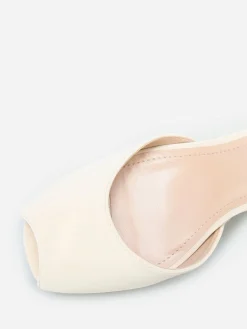 New La Modeuse Escarpins peep toes à plateforme Beige