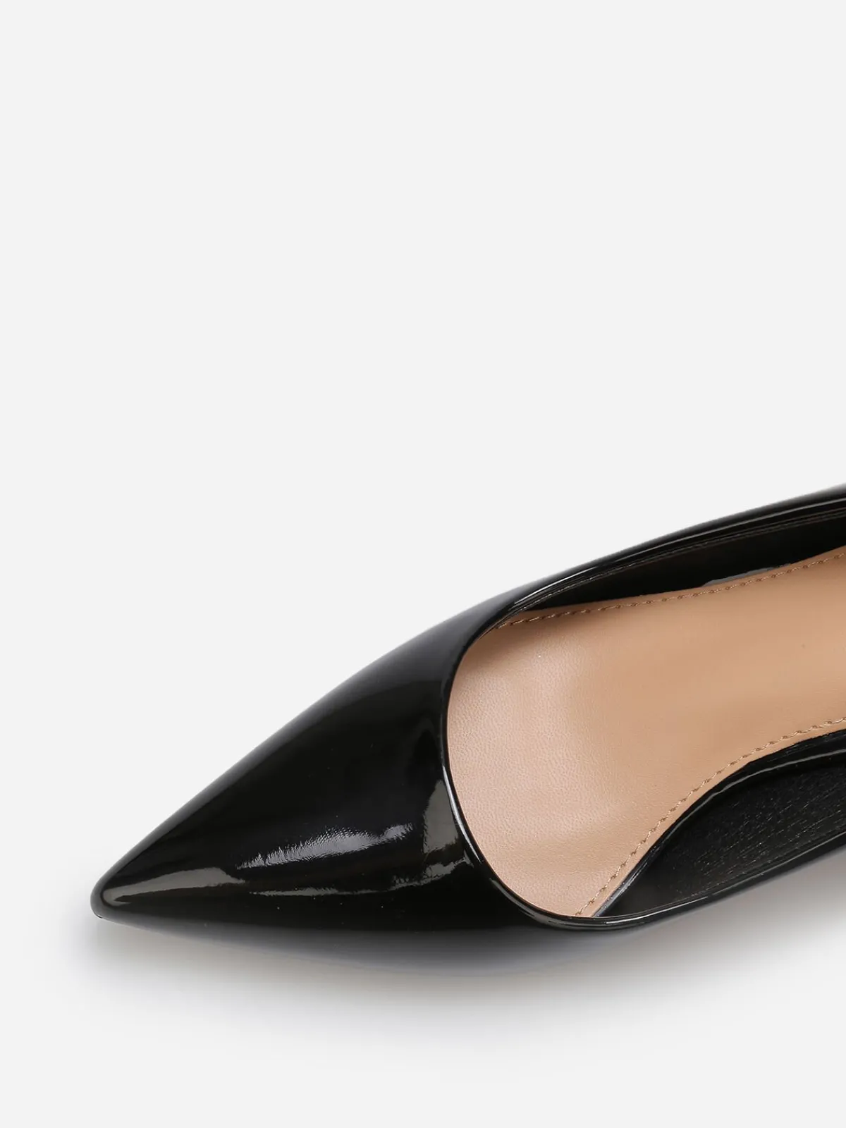 Outlet La Modeuse Escarpins pointus à petit talon Noir