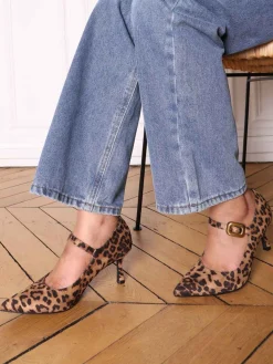 Hot La Modeuse Escarpins pointus à petit talon et motif Léopard