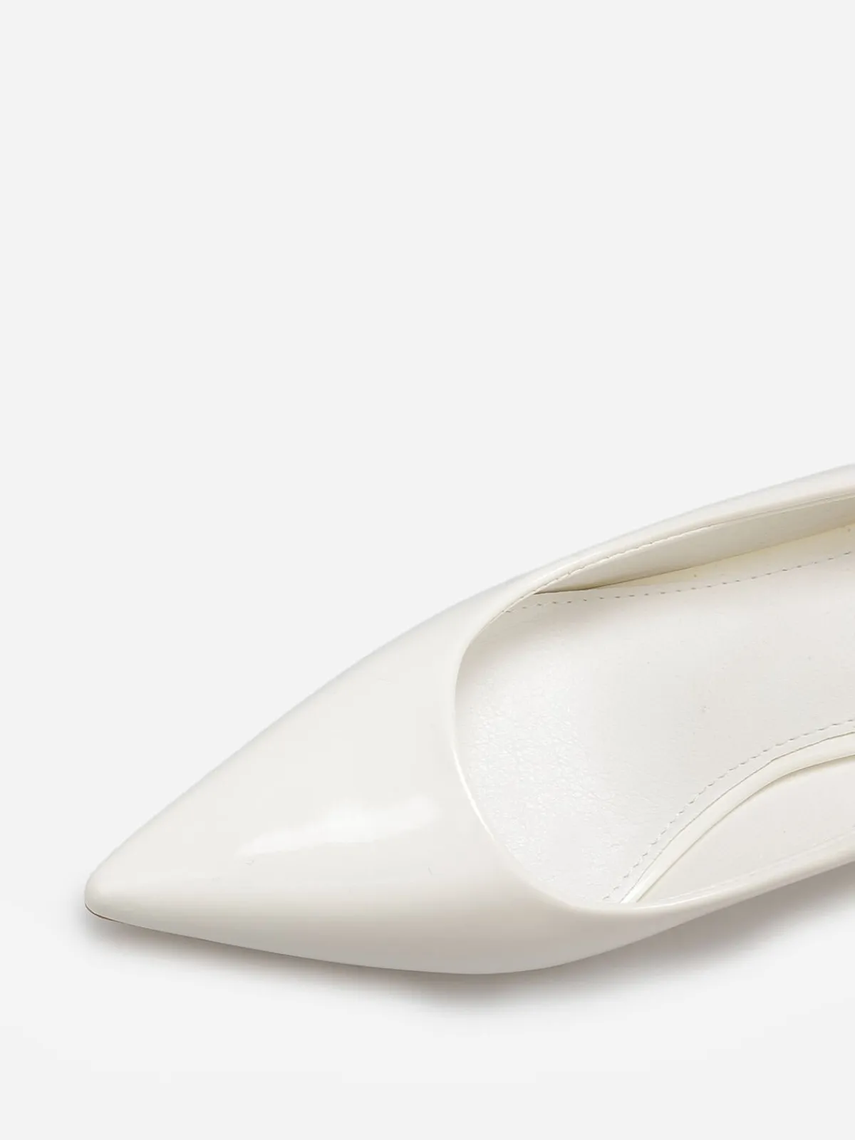 Sale La Modeuse Escarpins pointus à petit talon Blanc