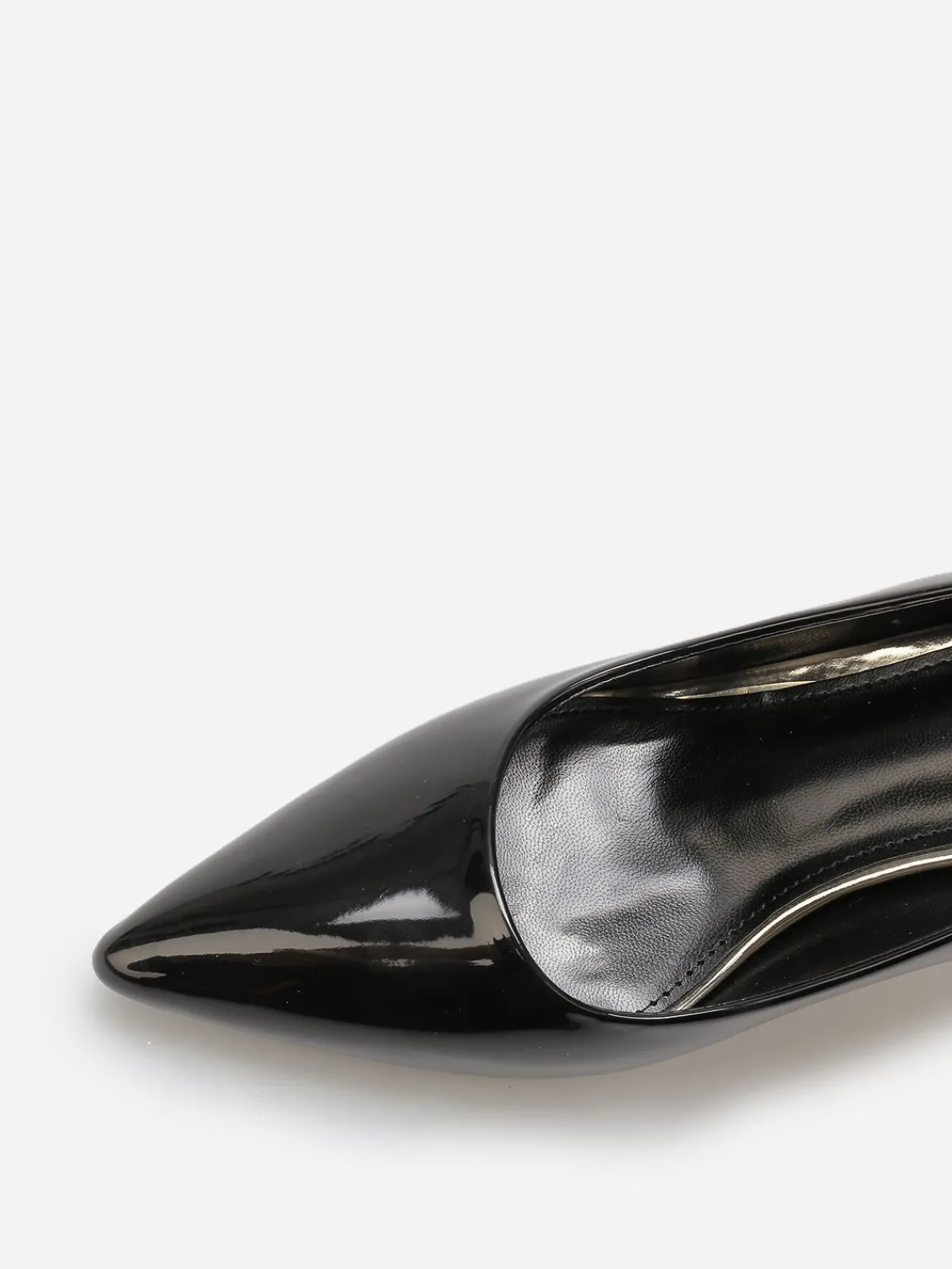 La Modeuse Escarpins pointus à talon bobine Noir
