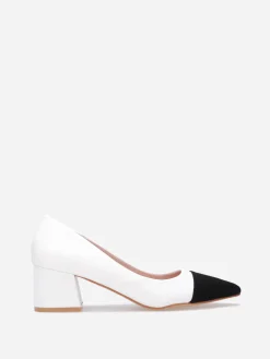 Discount La Modeuse Escarpins pointus bi-matières Blanc