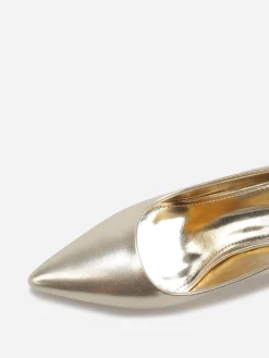 Discount La Modeuse Escarpins pointus en simili métallisé Doré