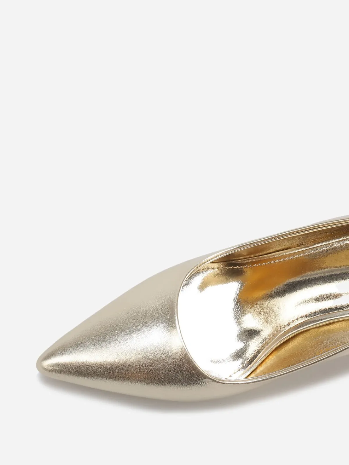 Discount La Modeuse Escarpins pointus en simili métallisé Doré