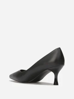 Outlet La Modeuse Escarpins pointus en simili Noir
