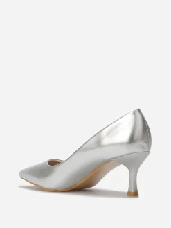 Outlet La Modeuse Escarpins pointus en simili Argenté