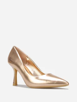 Outlet La Modeuse Escarpins pointus en simili métallisé Dorérose