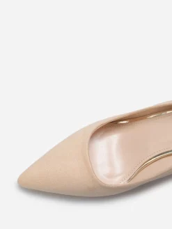 Outlet La Modeuse Escarpins pointus en suédine Beige