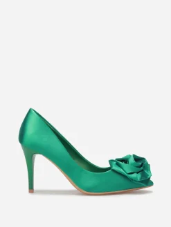 La Modeuse Escarpins satinés à fleur Vert