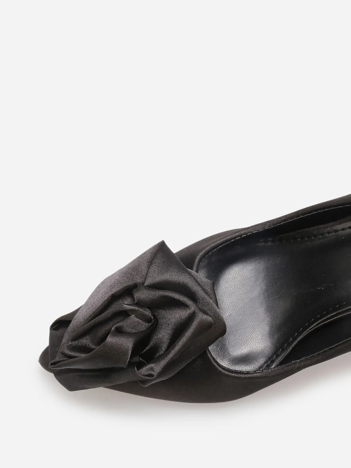 Clearance La Modeuse Escarpins satinés à fleur Noir