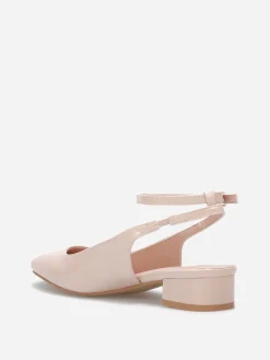 La Modeuse Escarpins slingback à fines brides Nude