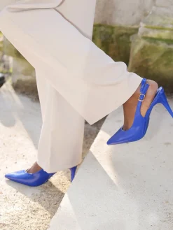 New La Modeuse Escarpins slingback texturées vernies Bleu