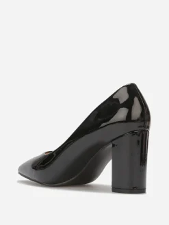 La Modeuse Escarpins vernis à bout pointu Noir