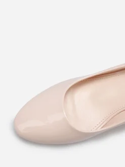 Best La Modeuse Escarpins vernis à talon carré Nude