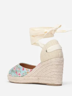 Sale La Modeuse Espadrilles compensées  à fleurs Vert