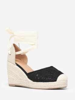 Discount La Modeuse Espadrilles compensées  dentelées à nouer Noir