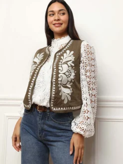 New La Modeuse Gilet sans manches à broderies Taupe