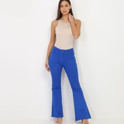 Discount La Modeuse Jeans flare stretch Bleu