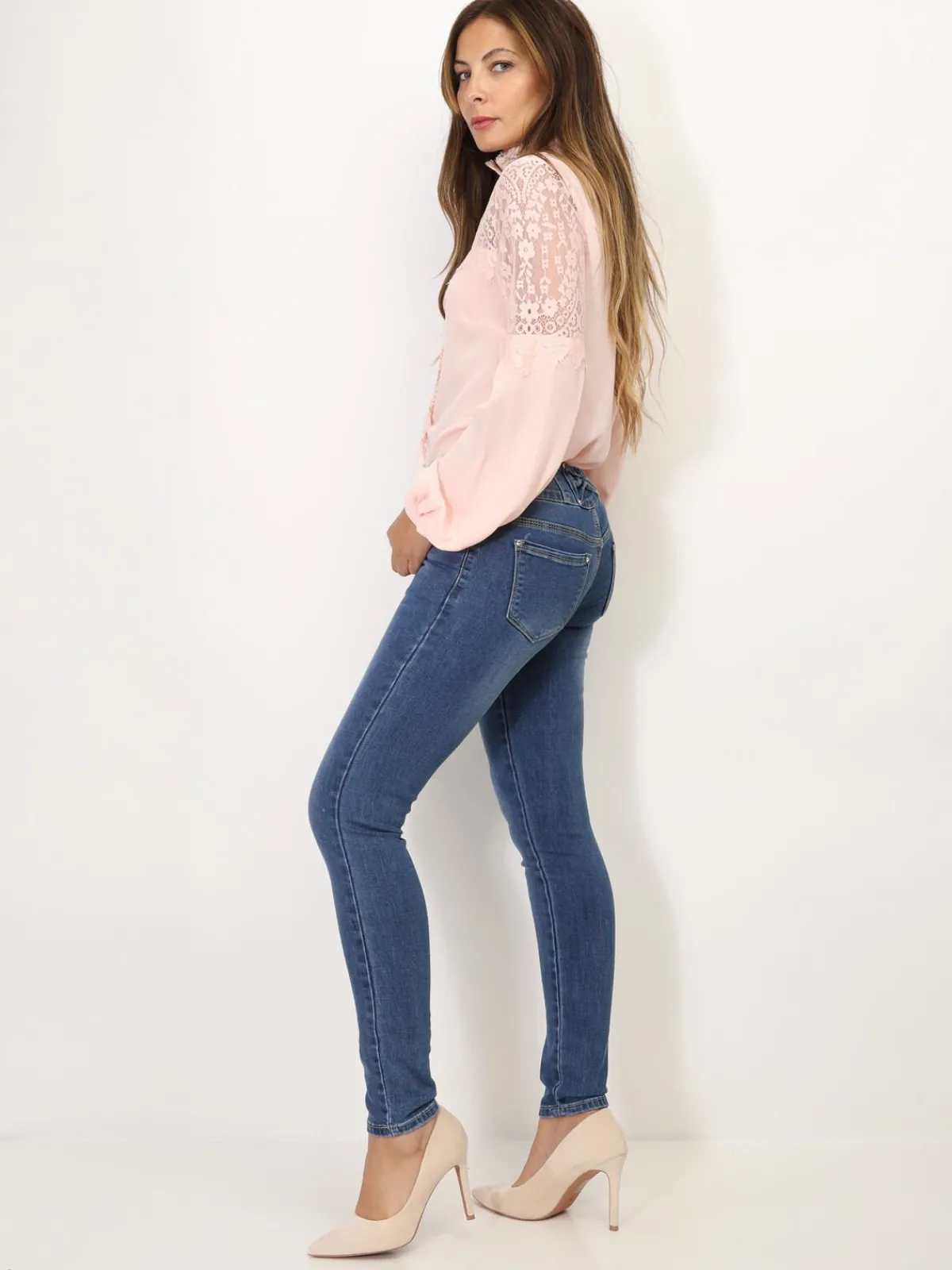 La Modeuse Jeans skinny avec un noeud à l'arrière Bleu