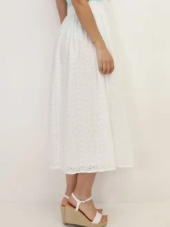 Discount La Modeuse Jupe à broderie anglaise Blanc