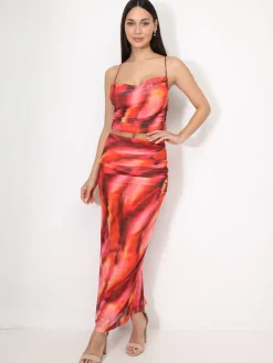 La Modeuse Jupe froncée en tulle tie and dye Rouge