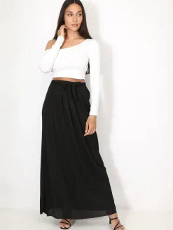 Sale La Modeuse Jupe longue évasée et plissée Noir