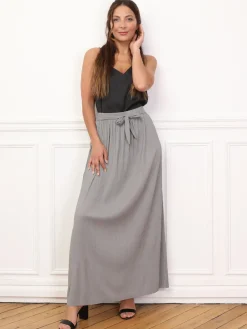 New La Modeuse Jupe longue évasée et plissée Gris