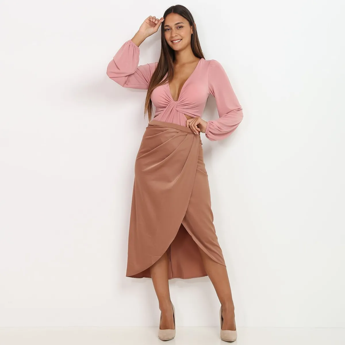 Best La Modeuse Jupe mi-longue portefeuille satinée Camel